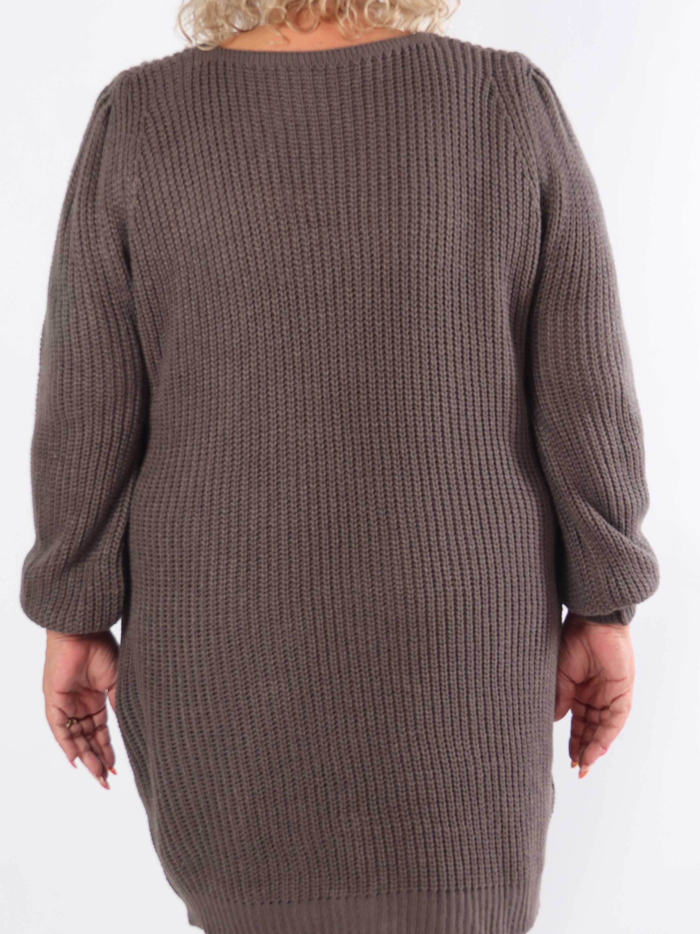 Dajana - Plus size strikkjole med ballonærmer